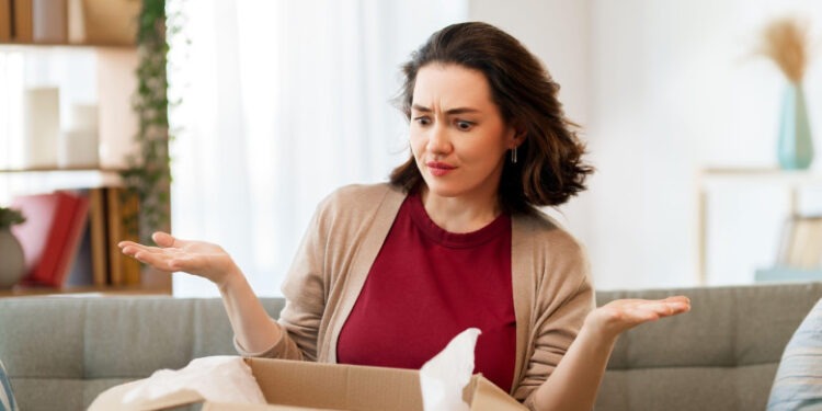 Operațiune „cumpărător sub acoperire” în UE. Comisar european, „șocat” de produsele vândute pe platforme chinezești