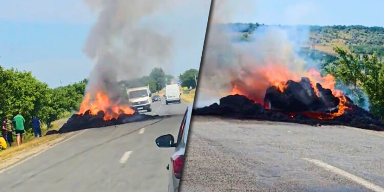 Remorcă cu paie cuprinsă de flăcări pe un drum din Telenești: focul ar fi pornit de la o țigară