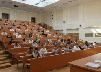 У минобразования разные отчеты о потраченных кредитах