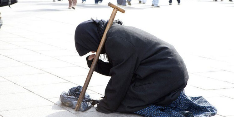 Полиция задержала в Каушанах попрошаек, притворявшихся инвалидами