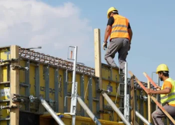 Despre criza în construcțiile din Moldova: Salarii în plic și diferențe uriașe între Chișinău și restul țării