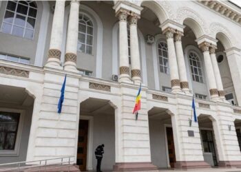 Doi noi adjuncți interimari ai procurorului general, numiți de CSP