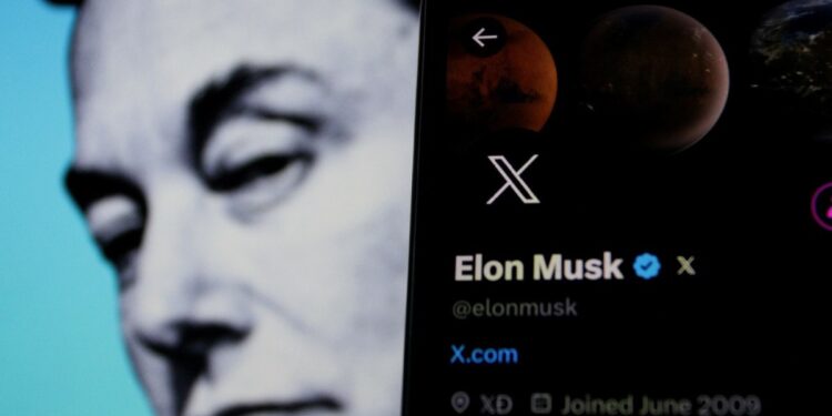 Rețeaua X a lui Elon Musk, anchetată în Franța pentru „interferență străină în viața democratică a țării”