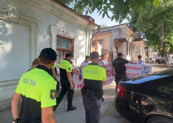 Summitul Moldova-UE, sub pază strictă și marcat de proteste cu rețineri