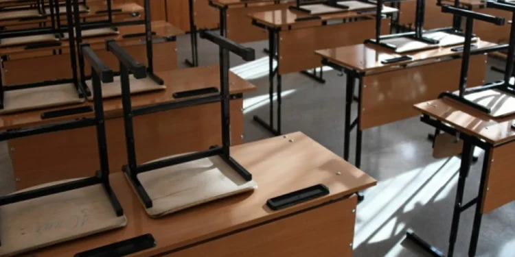 Эмоциональное видео родителей села Букурия: «Не закрывайте нашу школу!»