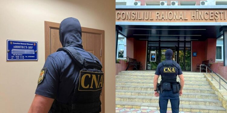 Сотрудники НАЦ провели обыск в Районном совете Хынчешть. Проверки проходят в нескольких местах страны, включая Кишинёв