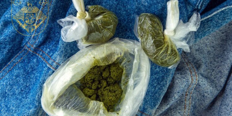 Четверо «продавцов наркотиков» приговорены к лишению свободы. Деятельность велась через Telegram