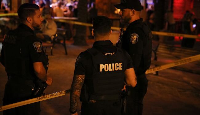 Кража века в Дубае: банда на роскошных авто похитила бриллиант за 25 млн долларов