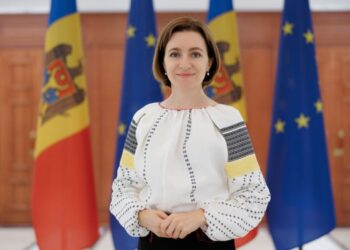 Месседж Санду в День независимости: Поздравление или имиджевая кампания?