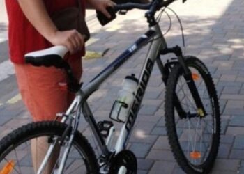 Подросток сбита велосипедистом на пешеходном переходе в Кишинёве