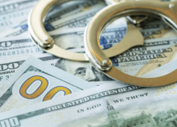 Мошенничество на сумму свыше 75 000 долларов: сириец осужден за ущерб, нанесённый администратору из северной части страны