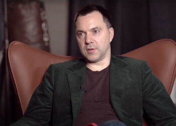 Арестович назвал условие «политической смерти» Зеленского