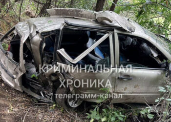 В Дагестане авто свадебного кортежа рухнули с обрыва в ДТП, пострадали 4 человека