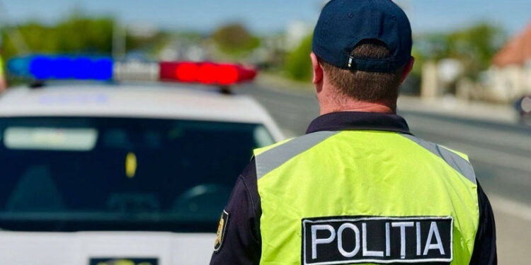 Două persoane, la un pas să fie spulberate de un taximetrist