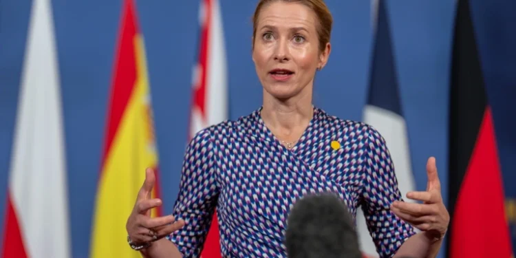 ЕС анонсировал встречу глав МИД из-за саммита Путина и Трампа