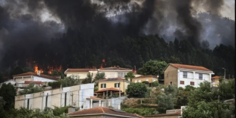 Avertizare MAE: risc extrem de incendii în Portugalia între 4–7 august