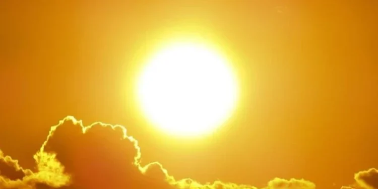 Caniculă și poluare ridicată în aer astăzi în Moldova