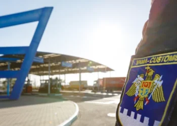 Funcționarii vamali de la Aeroportul Chișinău au stopat o tentativă de subevaluare a mărfurilor