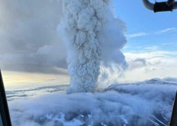 Cutremurul puternic din Kamceatka a declanșat simultan 7 vulcani