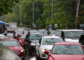 Водители под наблюдением дронов: сотни нарушений за полтора часа