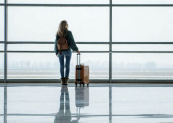 Șoferul unui autobuz din Noua Zeelandă a salvat o fetiță ținută într-o valiză