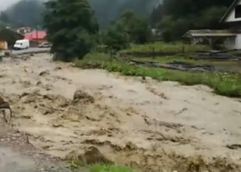 Cod portocaliu de inundații miercuri în 5 județe din nord-estul României