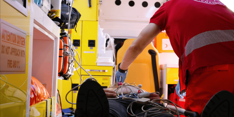 Echipele AMU au salvat un bărbat în stop cardio-respirator la Chișinău