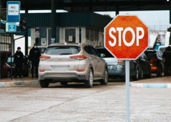 Moldovean prins la Palanca cu un kilogram de explozibil într-un autocar