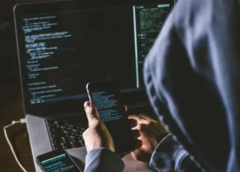 Jaf istoric în Anglia! O grupare de români a furat 50 de milioane de lire sterline de la Fiscul britanic