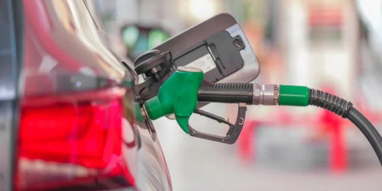 Benzina și motorina se scumpesc din nou: Prețurile valabile pentru 26 august