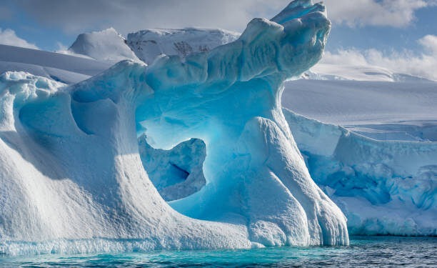 Actualele schimbări ”abrupte” din Antarctica vor avea consecințe pentru generațiile viitoare, avertizează cercetătorii