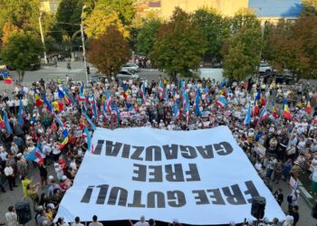 La Comrat s-a desfășurat un miting de amploare în sprijinul Bașcanului Evghenia Guțul