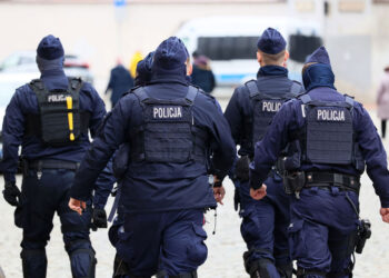 Polonia expulzează 63 de participanți la concertul lui Max Korzh după tulburări și simboluri interzise