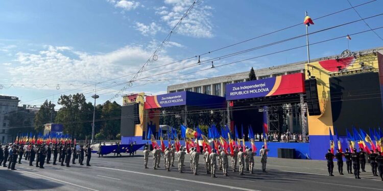 27 августа выходной, 28 и 29 августа — рабочие дни