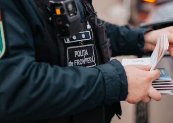 A încercat să mituiască un polițist la frontieră: Cazul unui ucrainean, documentat
