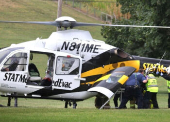 В США трое полицейских погибли при попытке вручить ордер на арест