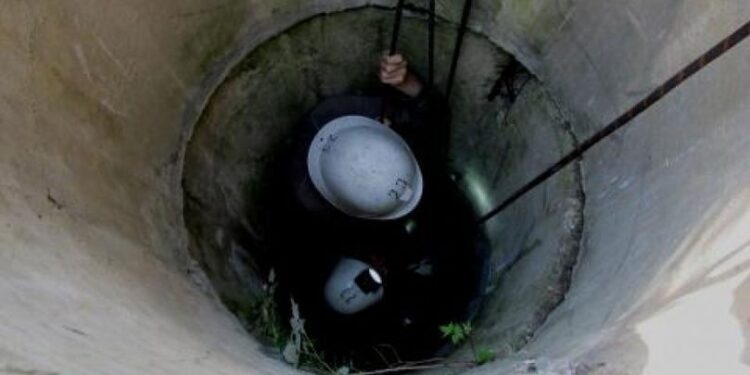 Пожилой мужчина умер после падения в колодец в Флорештах