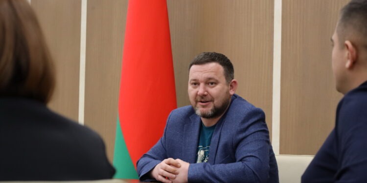 Журналист Габриел Кэлин задержан. У других политиков и активистов — обыски