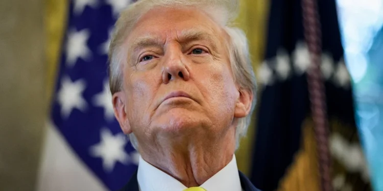 Трамп «с великой честью» подал иск к The New York Times на $15 млрд