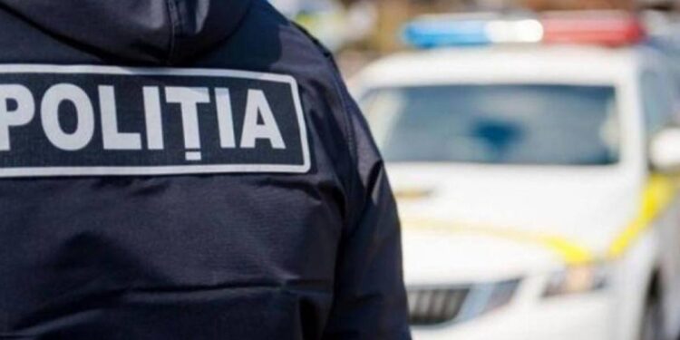 Полицейский получил пощёчину от мужчины, напавшего с ножом на свою жену, в Рышканах