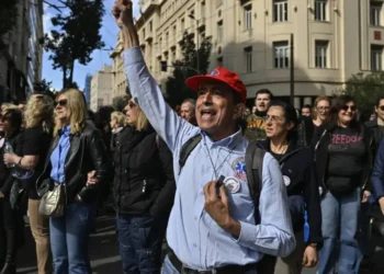 МИД: Предупреждение для поездок в Грецию из-за всеобщей забастовки