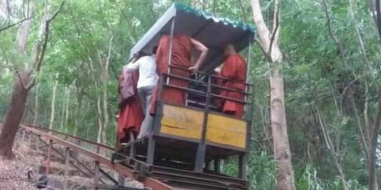 Tragedie în Sri Lanka: Șapte călugări budiști au murit în accident de funicular