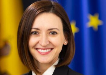 Veronica Drăgălin nu mai este „șomeră”. A revenit la o firmă de avocatură din Washington