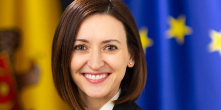 Veronica Drăgălin nu mai este „șomeră”. A revenit la o firmă de avocatură din Washington