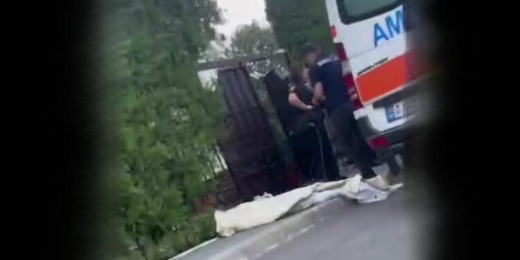 Femeie găsită moartă pe bd. Decebal