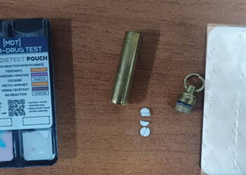 Cinci străini, prinși la frontieră cu peste 250 de pastile psihotrope