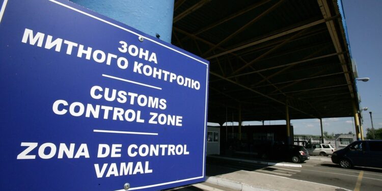 Camioanele care ies din țară prin postul vamal de frontieră Leușeni vor fi programate în rând electronic 16 September, 2025