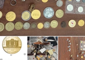 На КПП «Леушены» пресечена попытка контрабанды украшений и часов