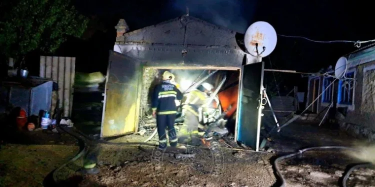 Un incendiu nocturn în Transnistria a trezit tot satul: proprietarul a pierdut bunuri de valoare