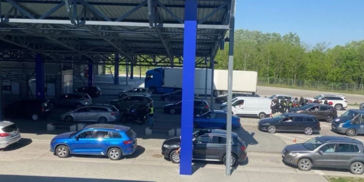 За сутки зафиксировано несколько случаев нарушения таможенного законодательства